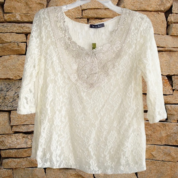 NEW Ivory lace top, beautiful - Picture 1 of 14